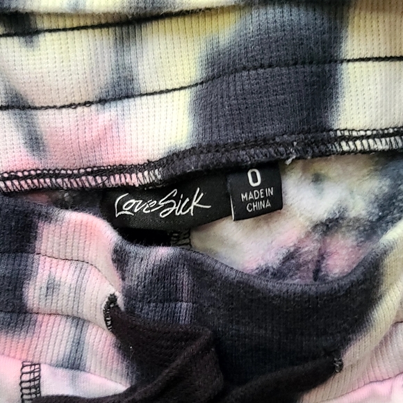 Torrid Lovesick Tye Dye Outfit - Picture 2 of 3